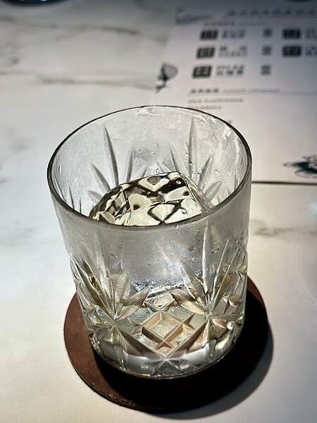 台北市中山區[台北酒吧] 小後苑Backyard Jr. (大直Dazhi) 時髦威士忌酒吧 日式餐酒館 #劍南路站美食 @蛋寶趴趴go