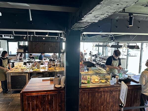 台北市士林區[天母咖啡廳] All Day Roasting Company 天母新開幕咖啡廳 獨棟工業風建築 #天母美食 @蛋寶趴趴go