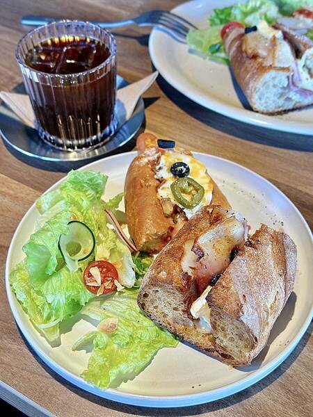 台北市士林區[天母咖啡廳] All Day Roasting Company 天母新開幕咖啡廳 獨棟工業風建築 #天母美食 @蛋寶趴趴go