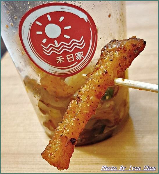 《新竹後站夜市排隊美食》推薦超級美味涮嘴的炒薯條/營養美味的