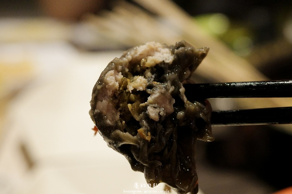 台中道地川味麻辣鍋!蜀都串串火鍋逢甲店串串12元開吃,道地川味麻辣鍋。