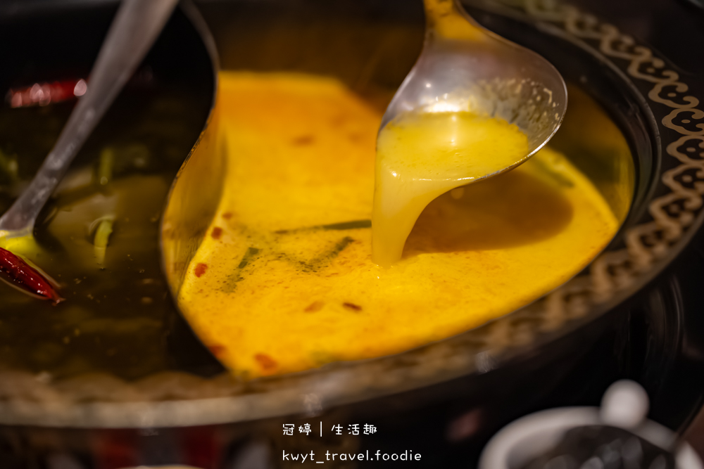 台中西屯區麻辣火鍋推薦_蜀都串串火鍋逢甲店，一串12元挑戰串串排行榜！重慶麻辣火鍋專賣，西屯宵夜美食推薦2025菜單 – 冠婷生活趣