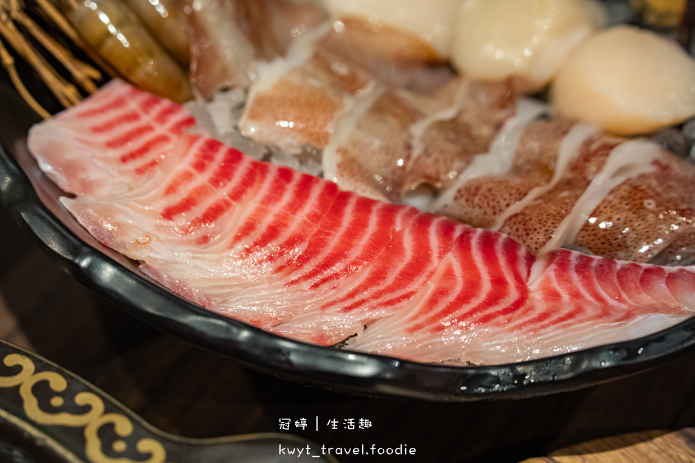 台中西屯區麻辣火鍋推薦_蜀都串串火鍋逢甲店，一串12元挑戰串串排行榜！重慶麻辣火鍋專賣，西屯宵夜美食推薦2025菜單 – 冠婷生活趣