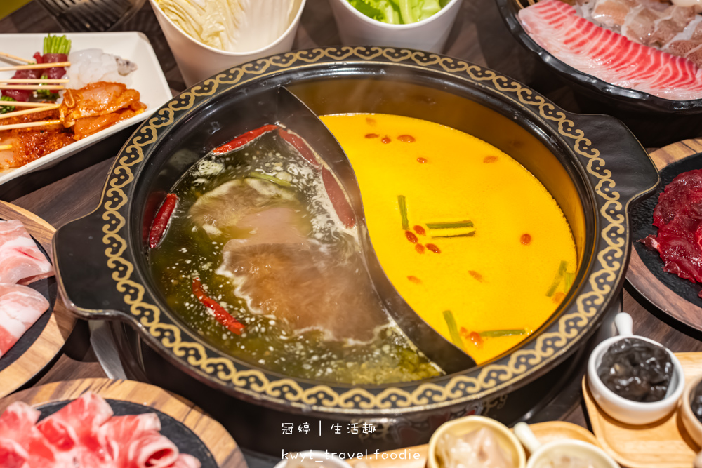 台中西屯區麻辣火鍋推薦_蜀都串串火鍋逢甲店，一串12元挑戰串串排行榜！重慶麻辣火鍋專賣，西屯宵夜美食推薦2025菜單 – 冠婷生活趣