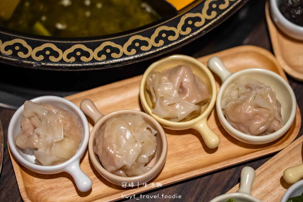 台中西屯區麻辣火鍋推薦_蜀都串串火鍋逢甲店，一串12元挑戰串串排行榜！重慶麻辣火鍋專賣，西屯宵夜美食推薦2025菜單 – 冠婷生活趣