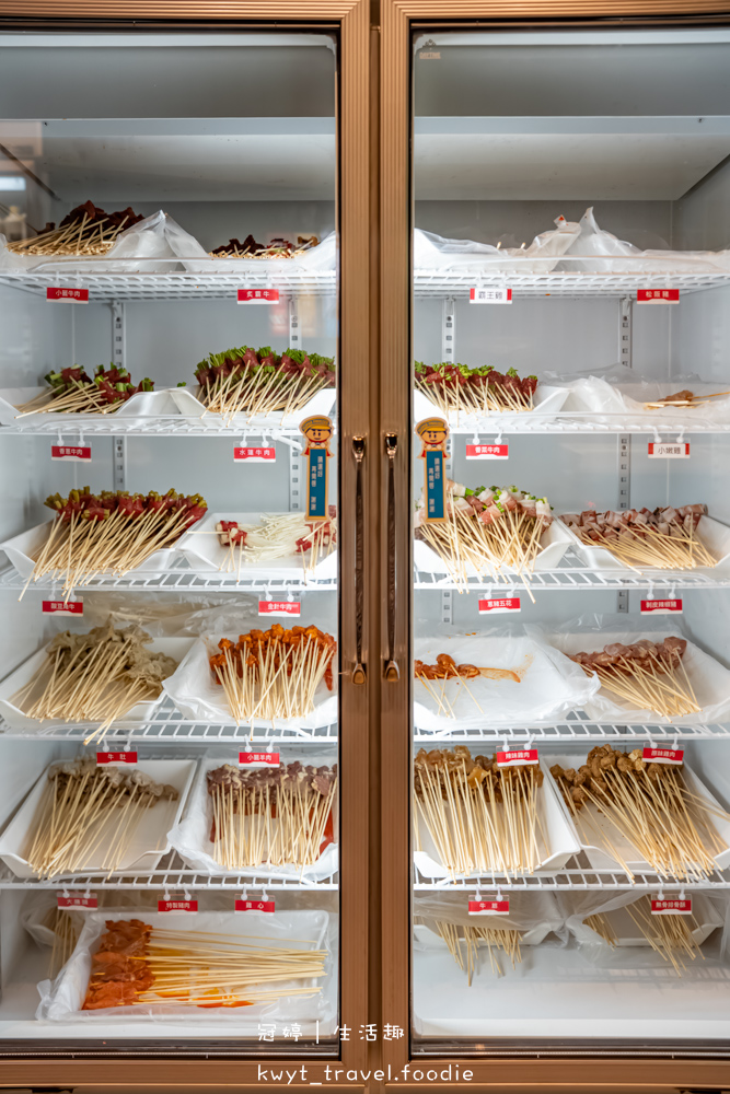 台中西屯區麻辣火鍋推薦_蜀都串串火鍋逢甲店，一串12元挑戰串串排行榜！重慶麻辣火鍋專賣，西屯宵夜美食推薦2025菜單 – 冠婷生活趣