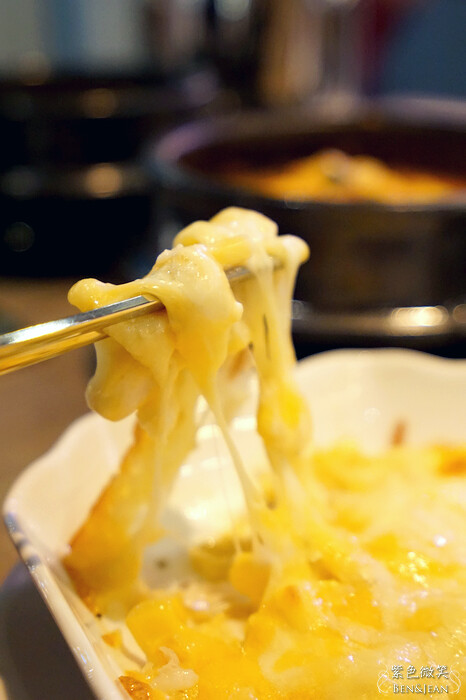 宜蘭縣宜蘭市高麗園銅盤烤肉》20項的經典韓食吃到飽,甜米釀及血腸宜蘭新月店限定 韓國花牌牆好好拍