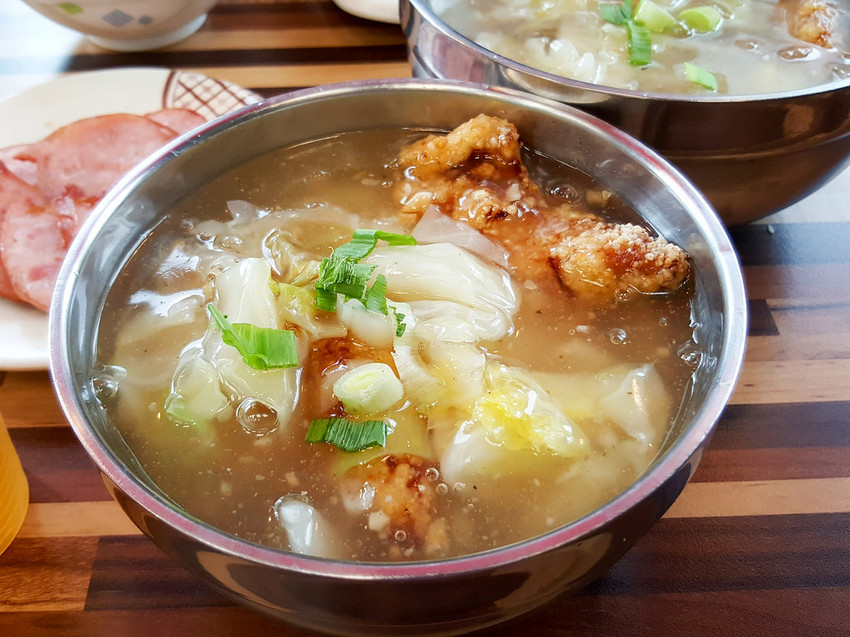 42059231_335108767229520_7081933993410560000_n