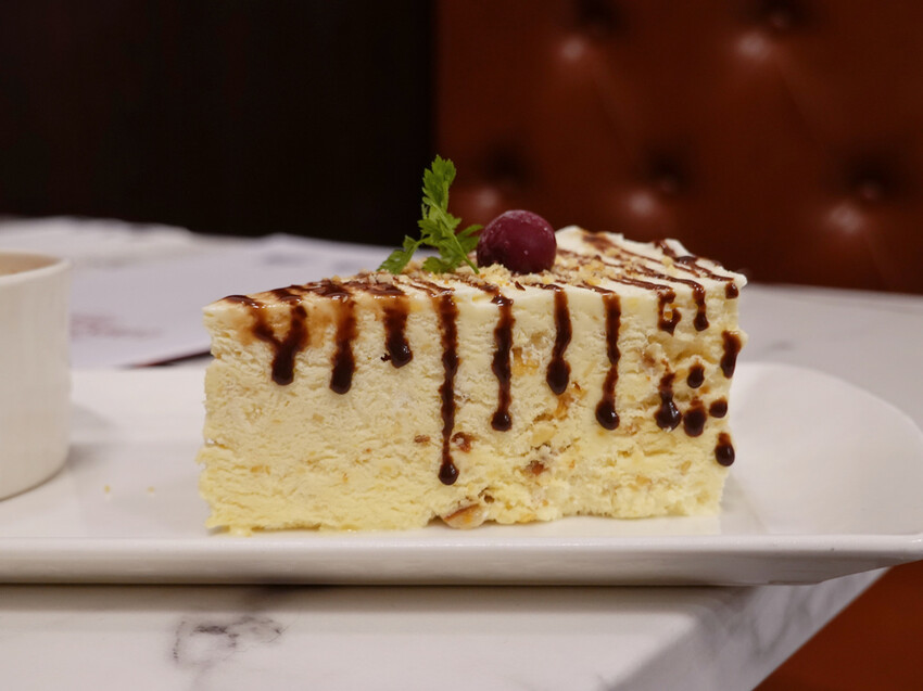 台北市松山區2/27（N）台北松山—Wayne’s Seattle 瑋恩西雅圖美式龍蝦牛排餐廳｜｜南京三民、小巨蛋