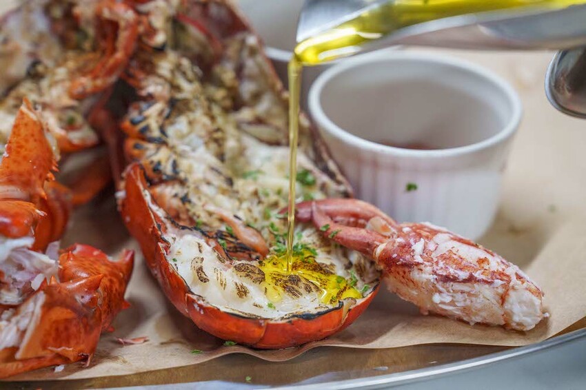 台北美食 Wayne’s Seattle 瑋恩西雅圖美式龍蝦牛排餐廳｜從裝潢到料理都讓人眼睛為之一亮的美式龍蝦牛排餐廳 · 算命的說我很愛吃