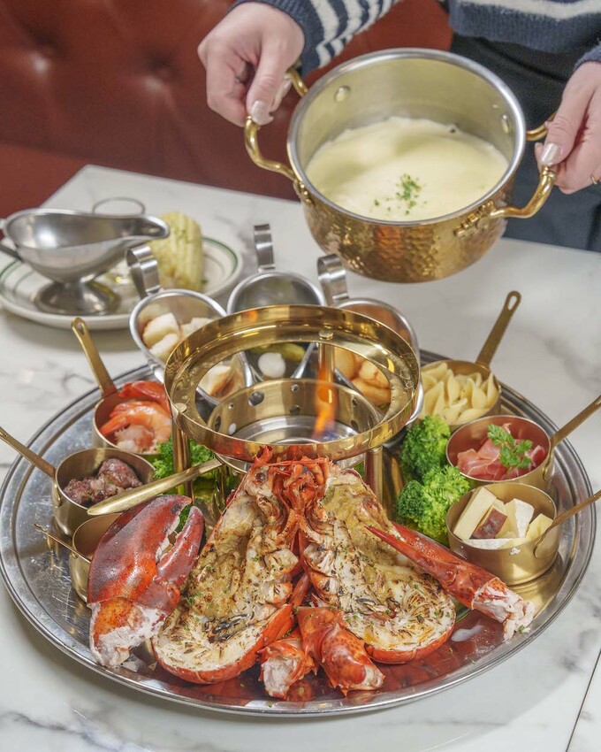 台北美食 Wayne’s Seattle 瑋恩西雅圖美式龍蝦牛排餐廳｜從裝潢到料理都讓人眼睛為之一亮的美式龍蝦牛排餐廳 · 算命的說我很愛吃