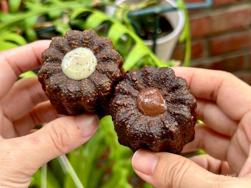 知汐咖啡超好拍！台中西屯巷弄中的下午茶，推薦放夏奶茶與特色可麗露。