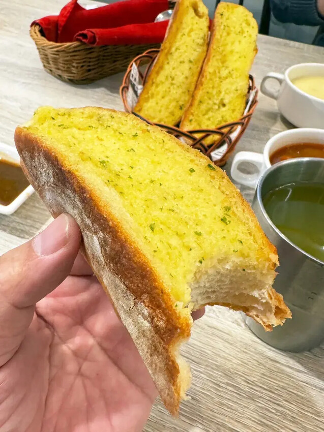 【台南牛排推薦】鬥牛士牛排│肉食族的快樂天堂│湯品牛肉料多喝