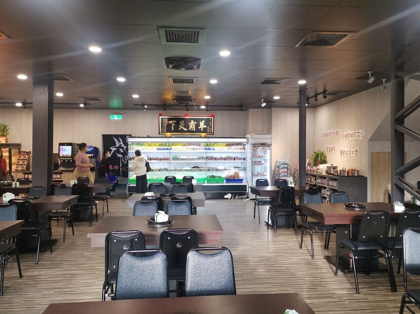 新北市樹林區新北火鍋吃到飽 | 羊霸天下樹林店 超強羊肉爐吃到飽 一開店就客滿