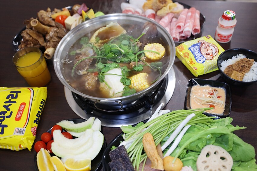 新北市樹林區新北火鍋吃到飽 | 羊霸天下樹林店 超強羊肉爐吃到飽 一開店就客滿