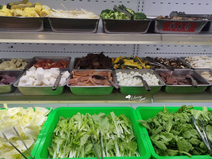 新北市樹林區新北火鍋吃到飽 | 羊霸天下樹林店 超強羊肉爐吃到飽 一開店就客滿