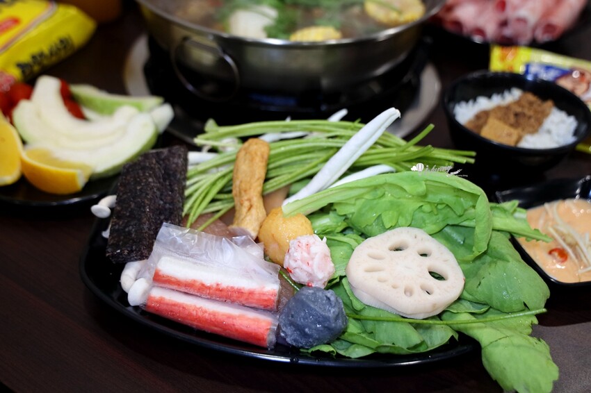 新北市樹林區新北火鍋吃到飽 | 羊霸天下樹林店 超強羊肉爐吃到飽 一開店就客滿