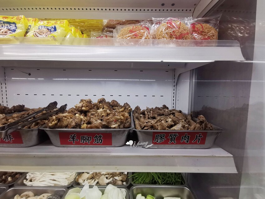 新北市樹林區新北火鍋吃到飽 | 羊霸天下樹林店 超強羊肉爐吃到飽 一開店就客滿