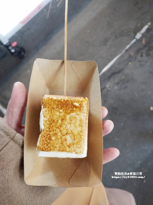 高雄市左營區韓國爆紅烤棉花糖冰淇淋 –  柒佐 烤棉花糖冰淇淋 來瑞豐夜市夏日必推