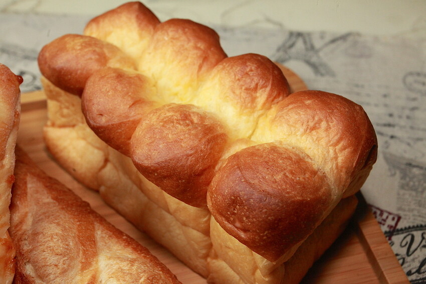 台南市東區吃。台南市|東區。「景豐麵包殿」新店報報!!!!罕見從早上7:30開始營業的麵包店,嚴選高品質日本麵粉來製作