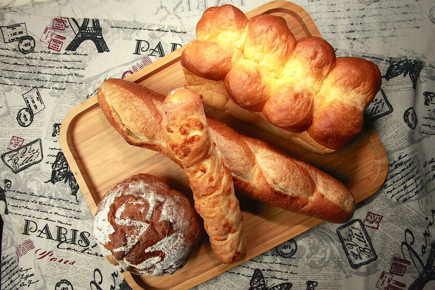 台南市東區吃。台南市|東區。「景豐麵包殿」新店報報!!!!罕見從早上7:30開始營業的麵包店,嚴選高品質日本麵粉來製作