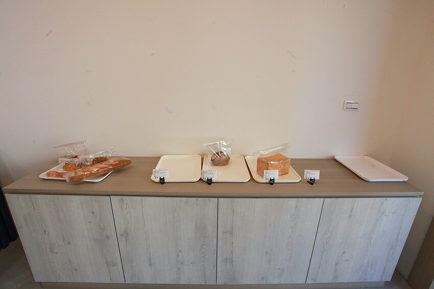 台南市東區吃。台南市|東區。「景豐麵包殿」新店報報!!!!罕見從早上7:30開始營業的麵包店,嚴選高品質日本麵粉來製作