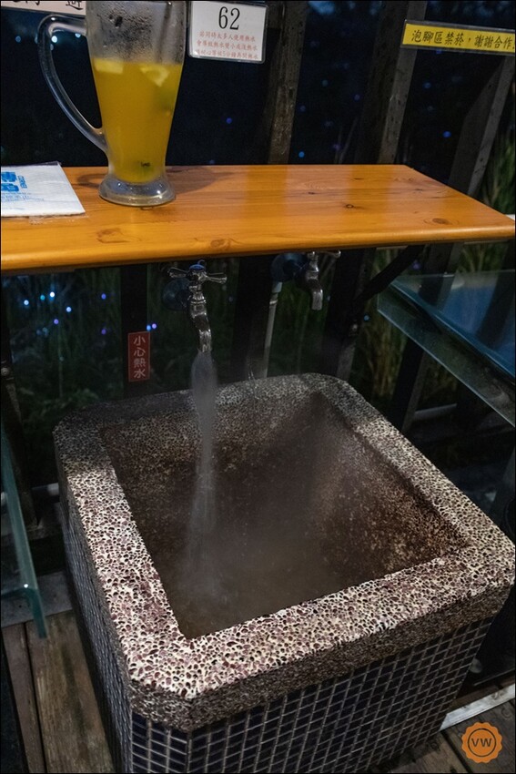 彰化縣花壇鄉彰化夜景餐廳推薦｜台139泡腳秘境：轉角秘密基地（無電話預約，平.假日皆為現場候位）