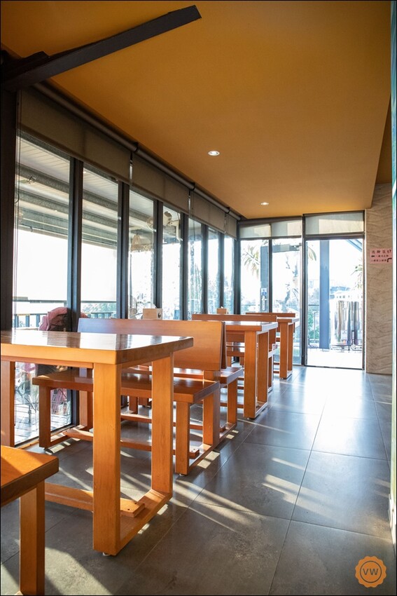 彰化縣花壇鄉彰化夜景餐廳推薦｜台139泡腳秘境：轉角秘密基地（無電話預約，平.假日皆為現場候位）