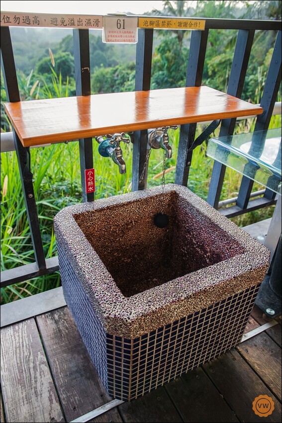 彰化縣花壇鄉彰化夜景餐廳推薦｜台139泡腳秘境：轉角秘密基地（無電話預約，平.假日皆為現場候位）