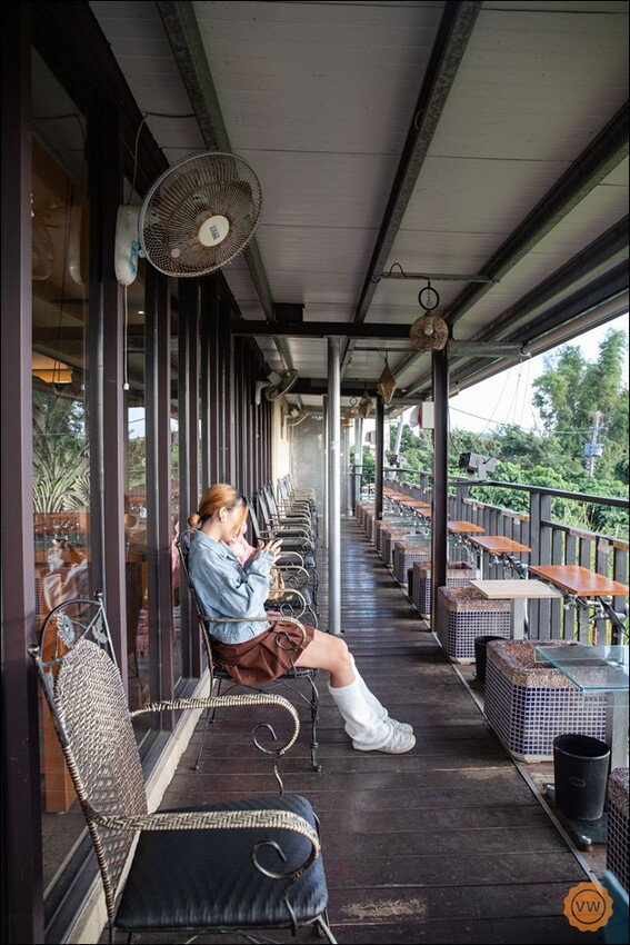 彰化縣花壇鄉彰化夜景餐廳推薦｜台139泡腳秘境：轉角秘密基地（無電話預約，平.假日皆為現場候位）