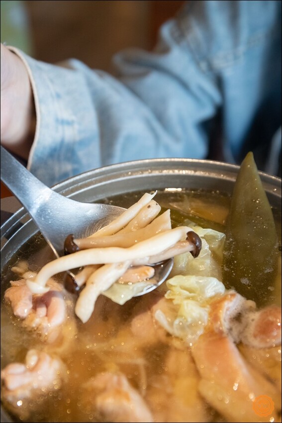 彰化縣花壇鄉彰化夜景餐廳推薦｜台139泡腳秘境：轉角秘密基地（無電話預約，平.假日皆為現場候位）