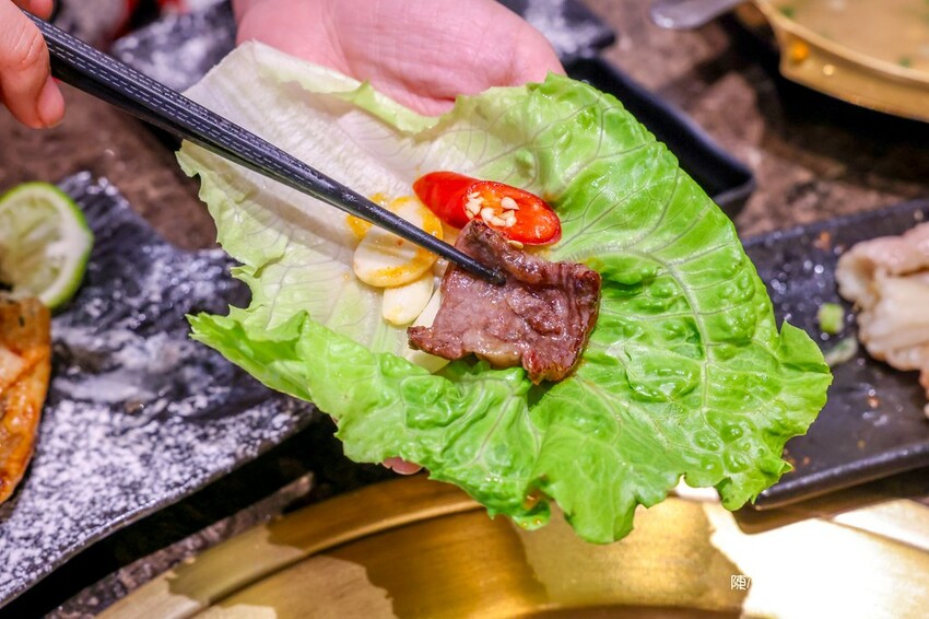 桃園市大園區【桃園美食】金炭火燒肉餐廳 桃園青埔店,桃園燒烤聚餐推薦