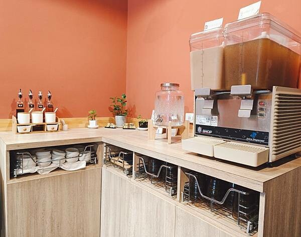 桃園藝文特區美食:一涴川辛堂香氣四溢的麻辣香鍋及肉麻辣子雞絕 桃園藝文特區美食:一涴川辛堂香氣四溢的麻辣香鍋及肉麻辣子雞絕