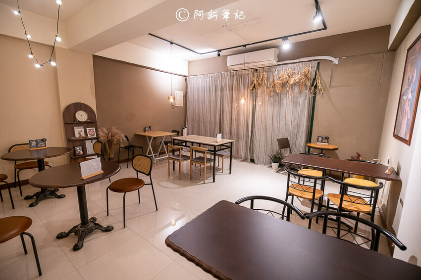 夜暮食堂 | 台中這間大里美食每天只開3.5H!!餐廳氣氛好、餐點美味CP爆高~ | 捲毛阿偉