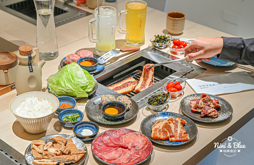 台中燒肉推薦，公益路新開個人燒肉店，4種肉490元，還有小菜免費續