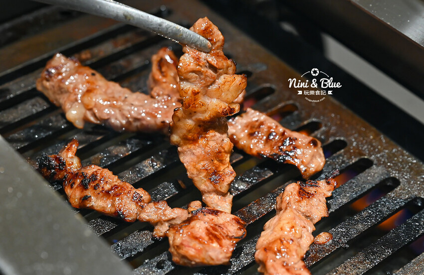 台中燒肉推薦，公益路新開個人燒肉店，4種肉490元，還有小菜免費續