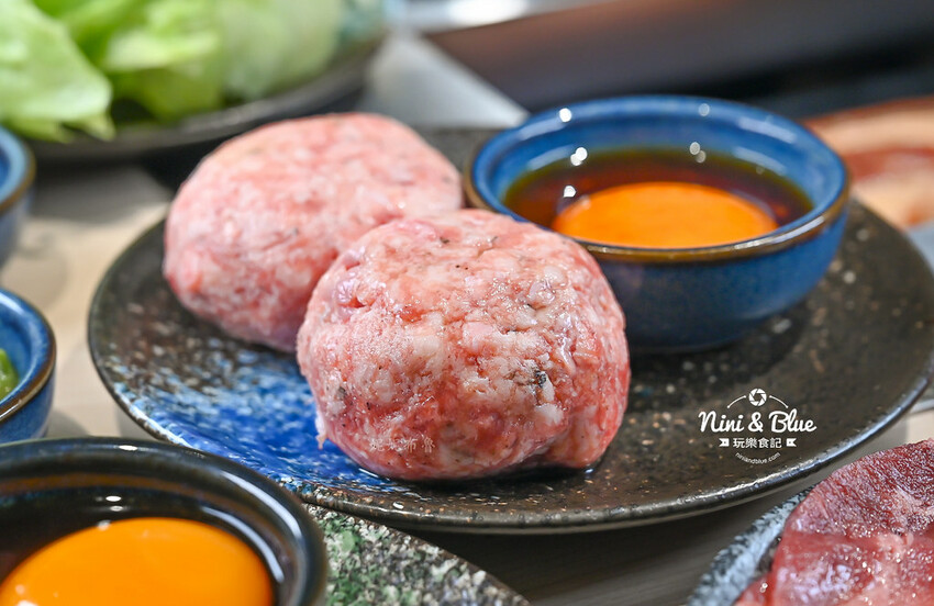 台中燒肉推薦，公益路新開個人燒肉店，4種肉490元，還有小菜免費續