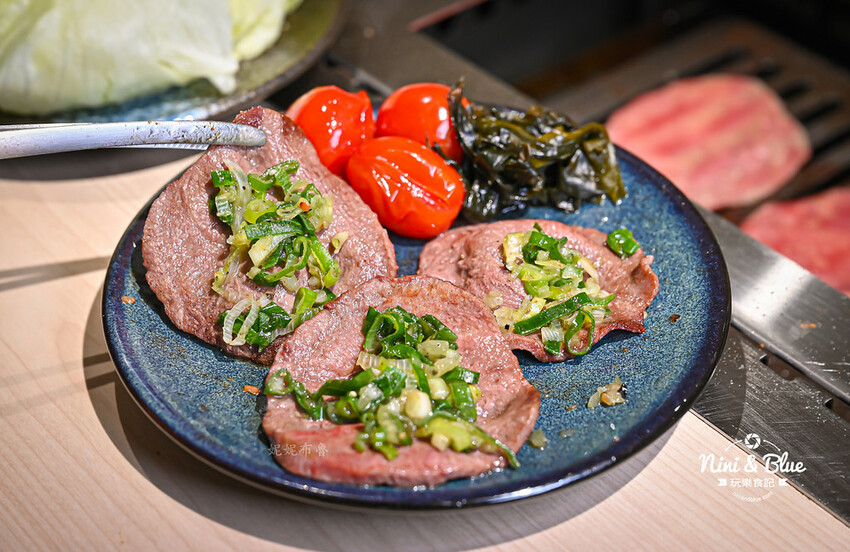 台中燒肉推薦，公益路新開個人燒肉店，4種肉490元，還有小菜免費續