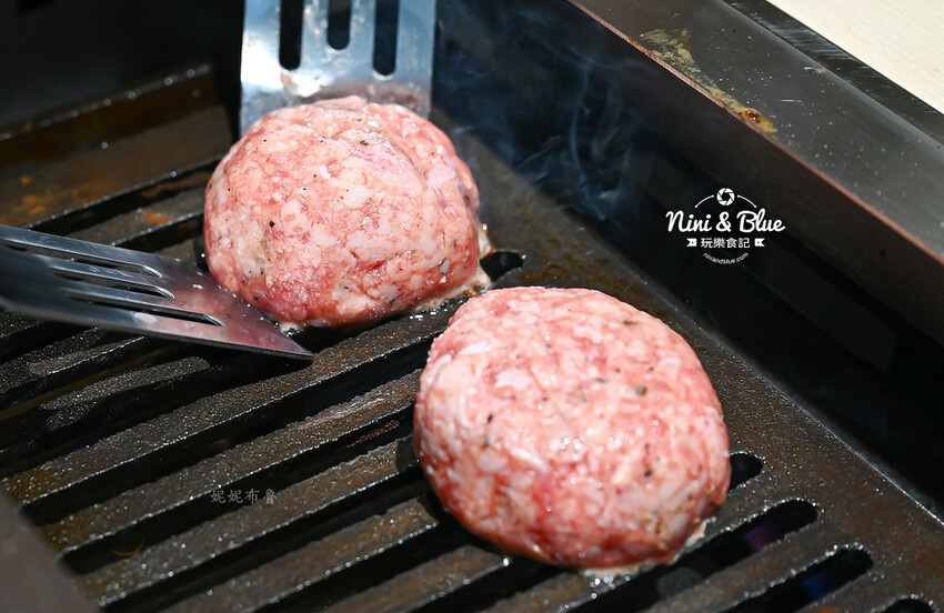 台中燒肉推薦，公益路新開個人燒肉店，4種肉490元，還有小菜免費續