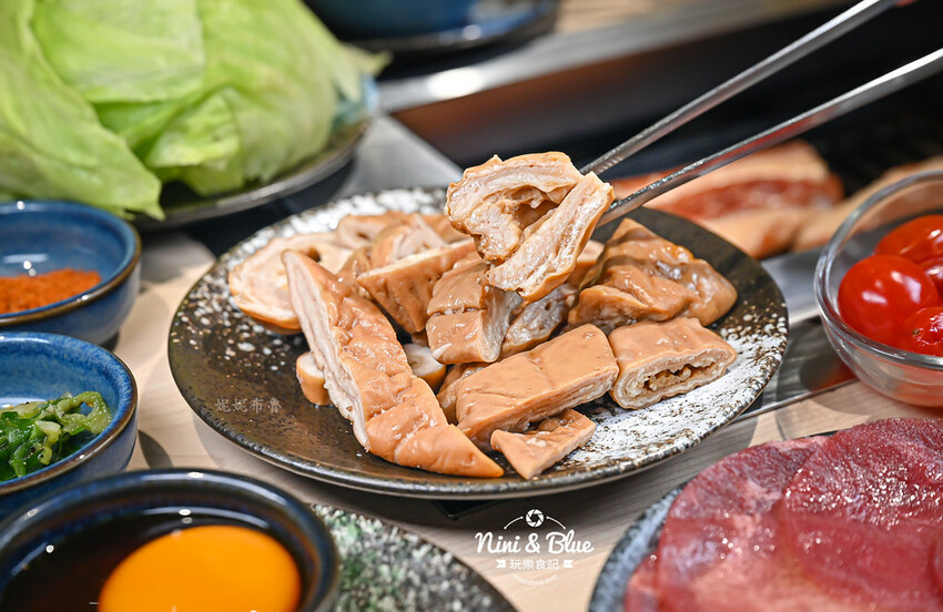 台中燒肉推薦，公益路新開個人燒肉店，4種肉490元，還有小菜免費續