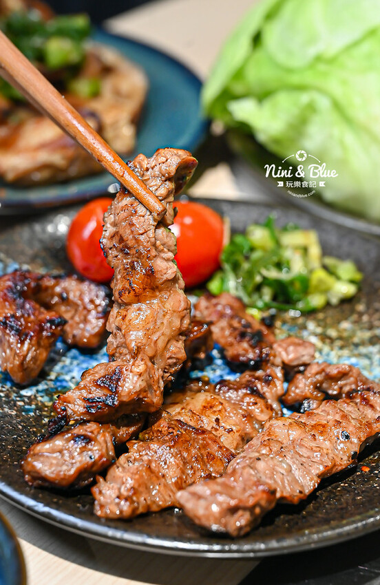 台中燒肉推薦，公益路新開個人燒肉店，4種肉490元，還有小菜免費續