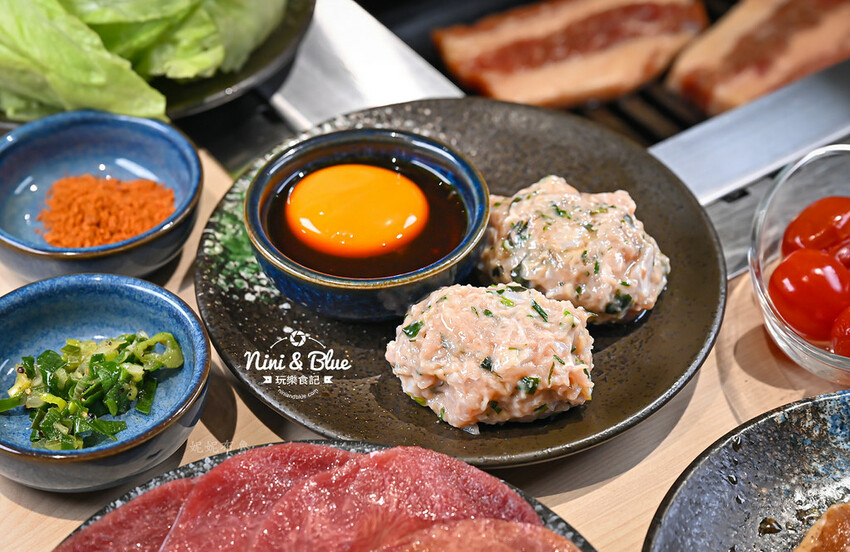 台中燒肉推薦，公益路新開個人燒肉店，4種肉490元，還有小菜免費續