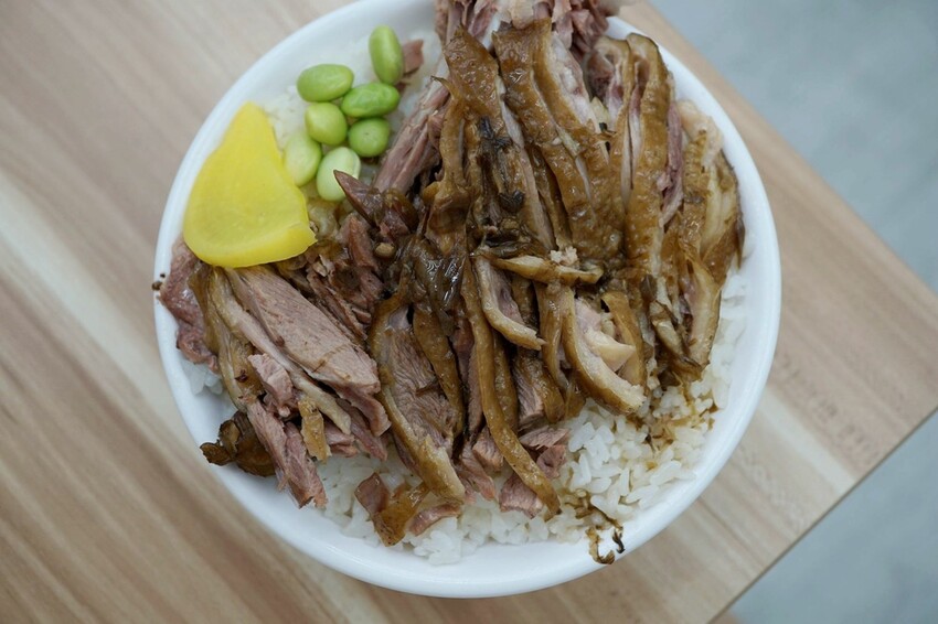 台中龍井區｜鐘予原味當歸鴨-台中龍井店 臺灣當歸鴨第一品牌 