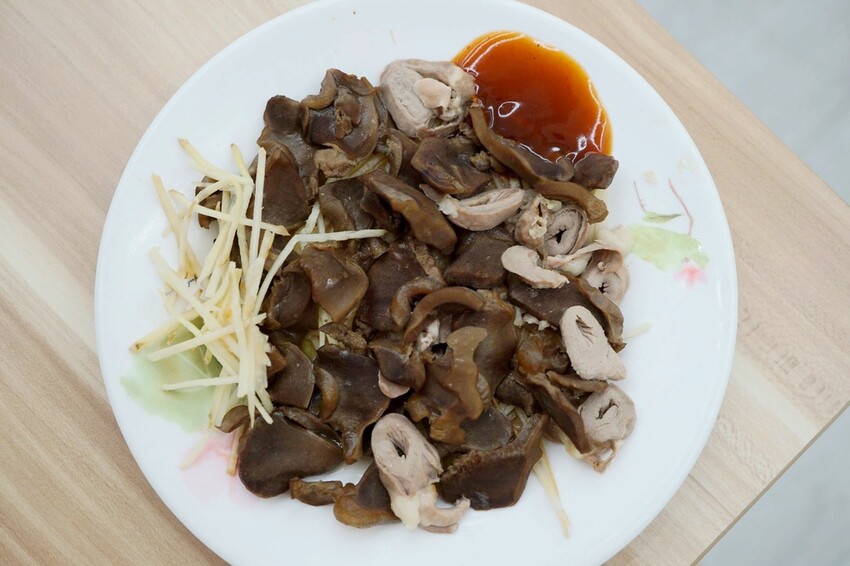 台中龍井區｜鐘予原味當歸鴨-台中龍井店 臺灣當歸鴨第一品牌 