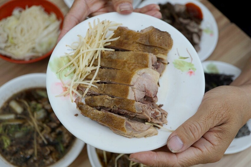 台中龍井區｜鐘予原味當歸鴨-台中龍井店 臺灣當歸鴨第一品牌 