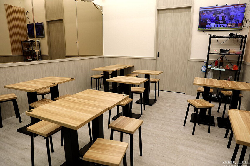 台中市龍井區鐘予原味當歸鴨｜爆量去骨鴨肉飯蓋好蓋滿 清甜當歸湯頭免費喝到飽 台灣當歸鴨第一品牌。菜單價位(台中龍井