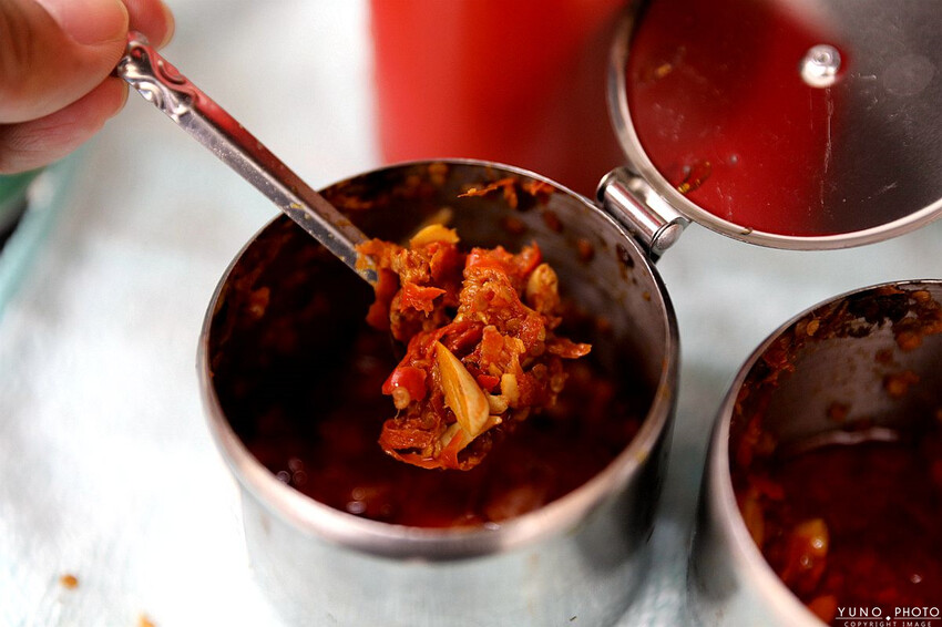 台中市龍井區鐘予原味當歸鴨｜爆量去骨鴨肉飯蓋好蓋滿 清甜當歸湯頭免費喝到飽 台灣當歸鴨第一品牌。菜單價位(台中龍井