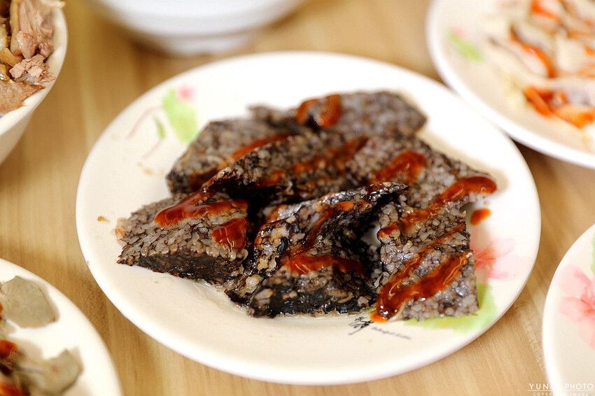 台中市龍井區鐘予原味當歸鴨｜爆量去骨鴨肉飯蓋好蓋滿 清甜當歸湯頭免費喝到飽 台灣當歸鴨第一品牌。菜單價位(台中龍井