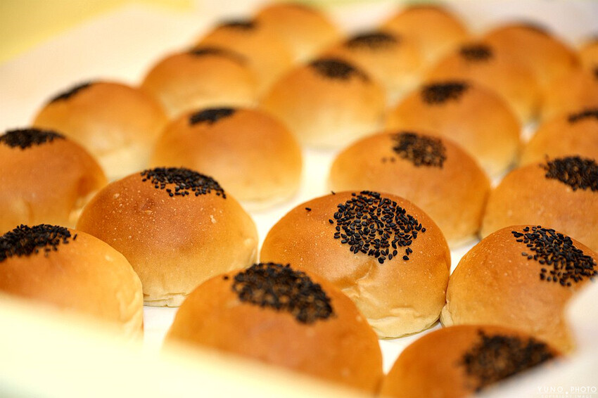 台中市中區老字號麵包店 經典日式烘焙工法美味白蘭地「酒種麵包」