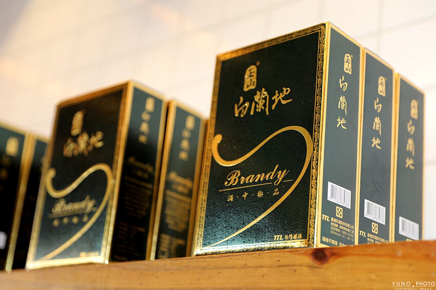 台中市中區老字號麵包店 經典日式烘焙工法美味白蘭地「酒種麵包」